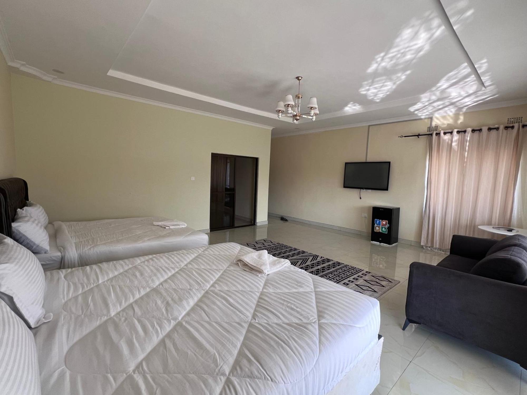 Kasbek Lodge And Tours Lusaka Exteriör bild