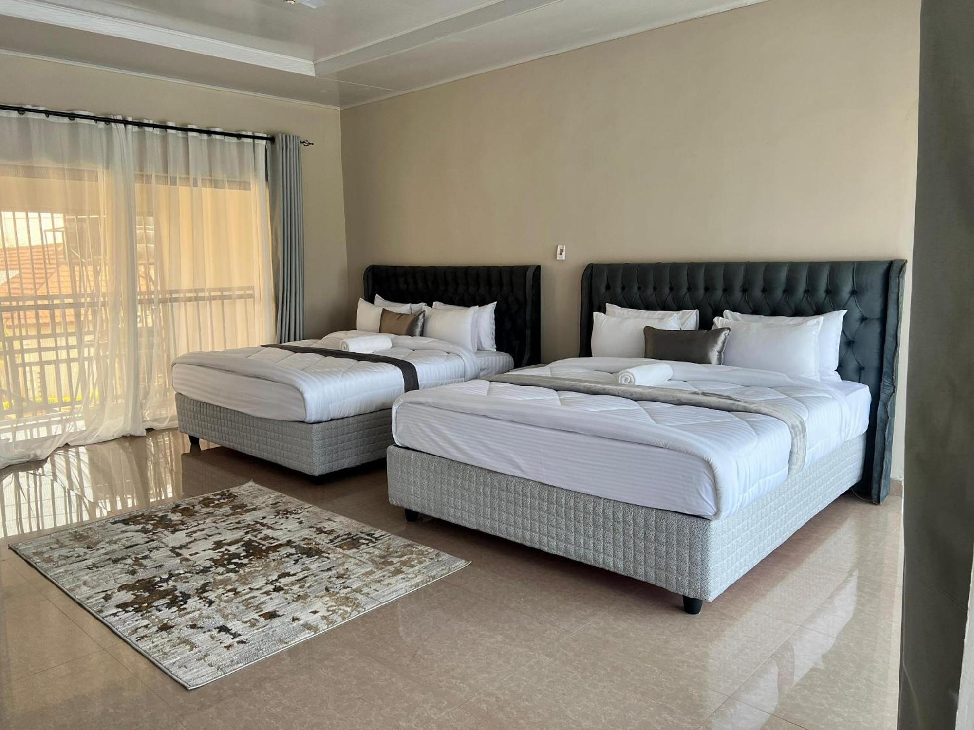 Kasbek Lodge And Tours Lusaka Exteriör bild