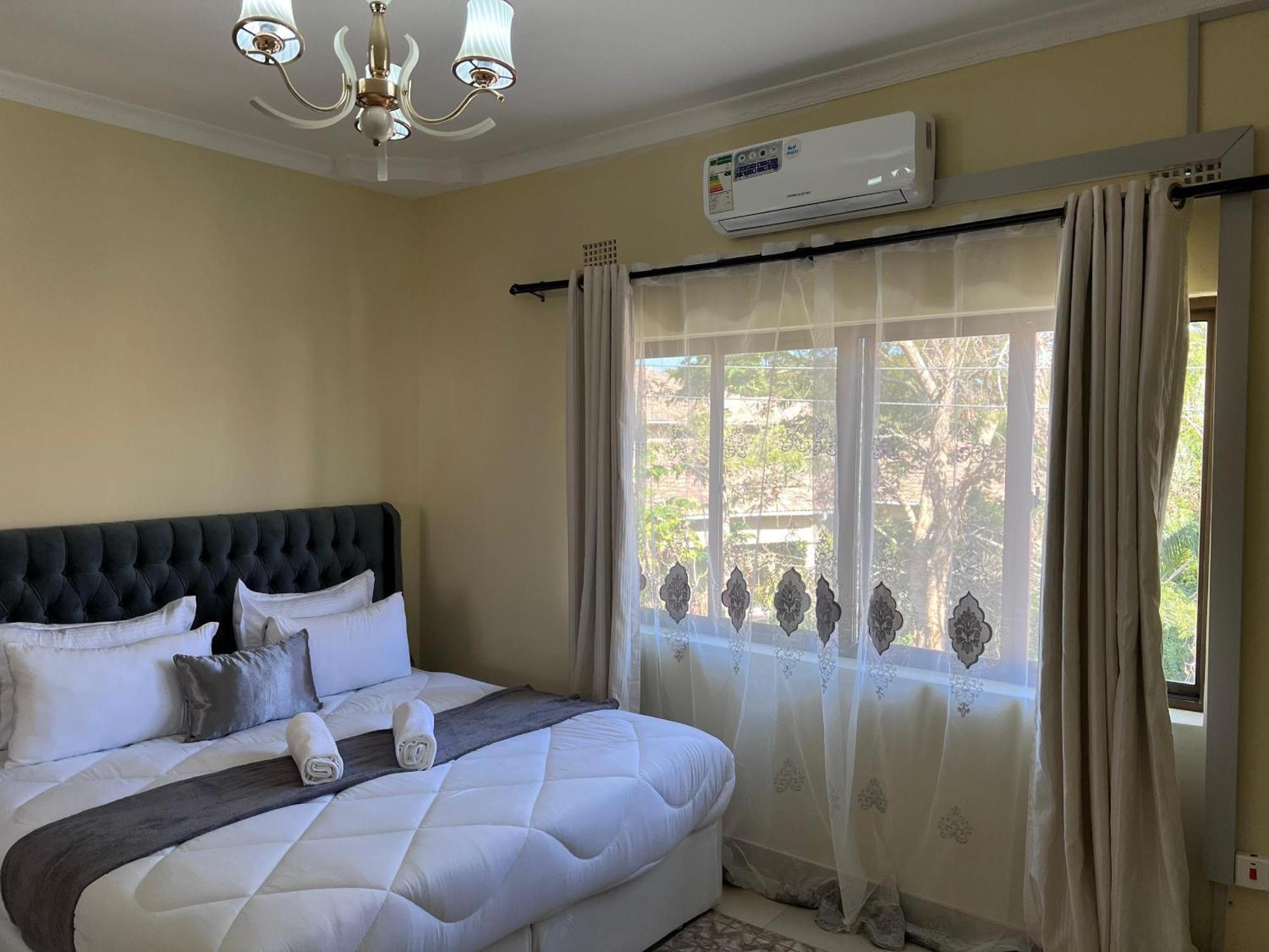 Kasbek Lodge And Tours Lusaka Exteriör bild